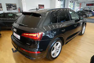 AUDI Q5 45 TFSI S-line quattro S-tronic