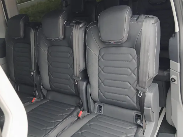 FORD Tourneo Custom Bus 320 L1 2.0 EcoBlue 170 Titanium 4x4