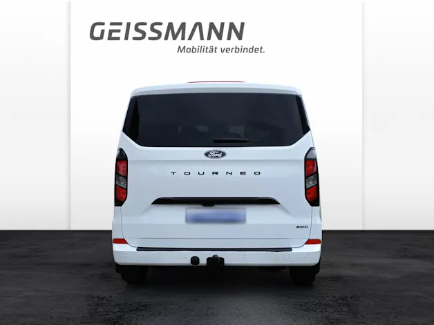 FORD Tourneo Custom Bus 320 L1 2.0 EcoBlue 170 Titanium 4x4
