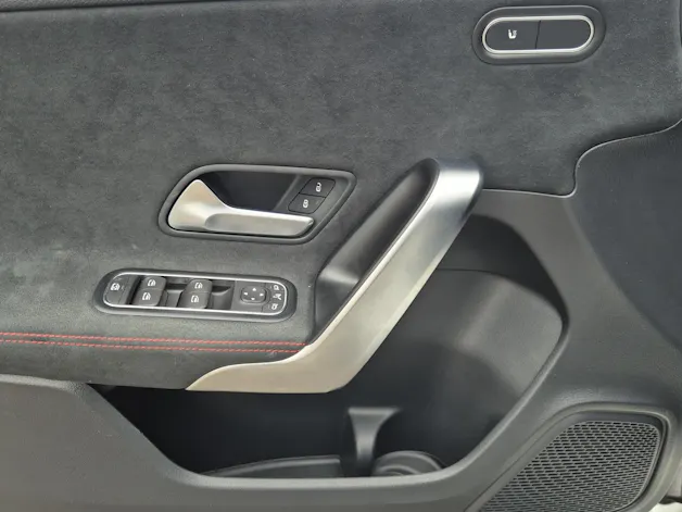 MERCEDES-BENZ A AMG 35 4Matic 8G-DCT