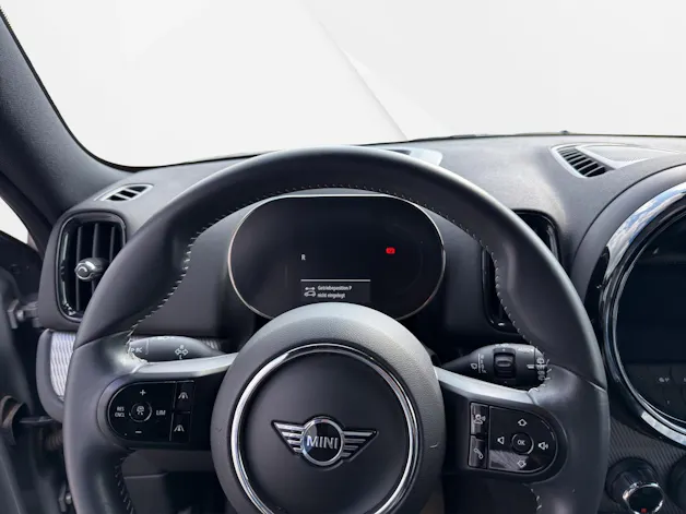 MINI Countryman CooperSE Trafa