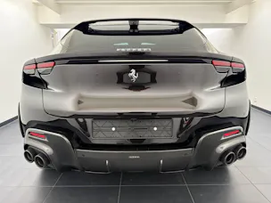 FERRARI Purosangue 6.5 V12