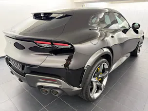 FERRARI Purosangue 6.5 V12