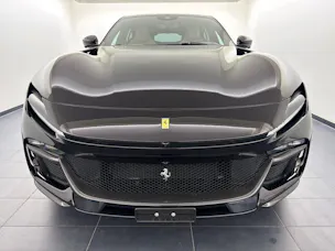 FERRARI Purosangue 6.5 V12