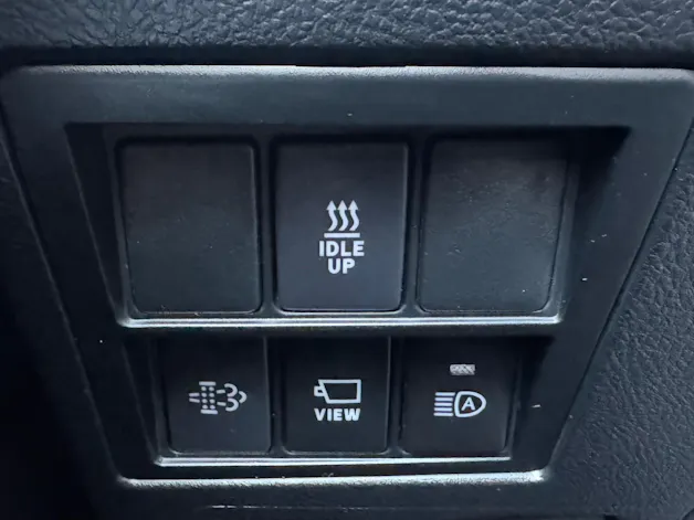 Toyota Hilux 2.8d Invincible Double Cab 4x4