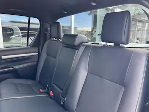 Toyota Hilux 2.8d Invincible Double Cab 4x4
