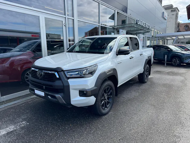 Toyota Hilux 2.8d Invincible Double Cab 4x4