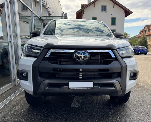 Toyota Hilux 2.8d Invincible Double Cab 4x4