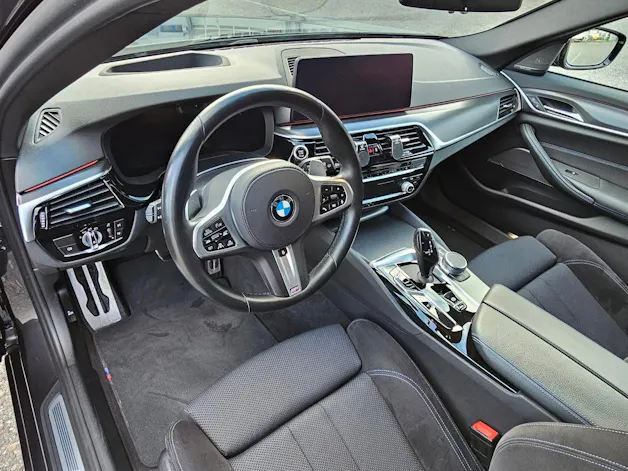 BMW 530d xDrive 48V Touring M Sport Steptronic