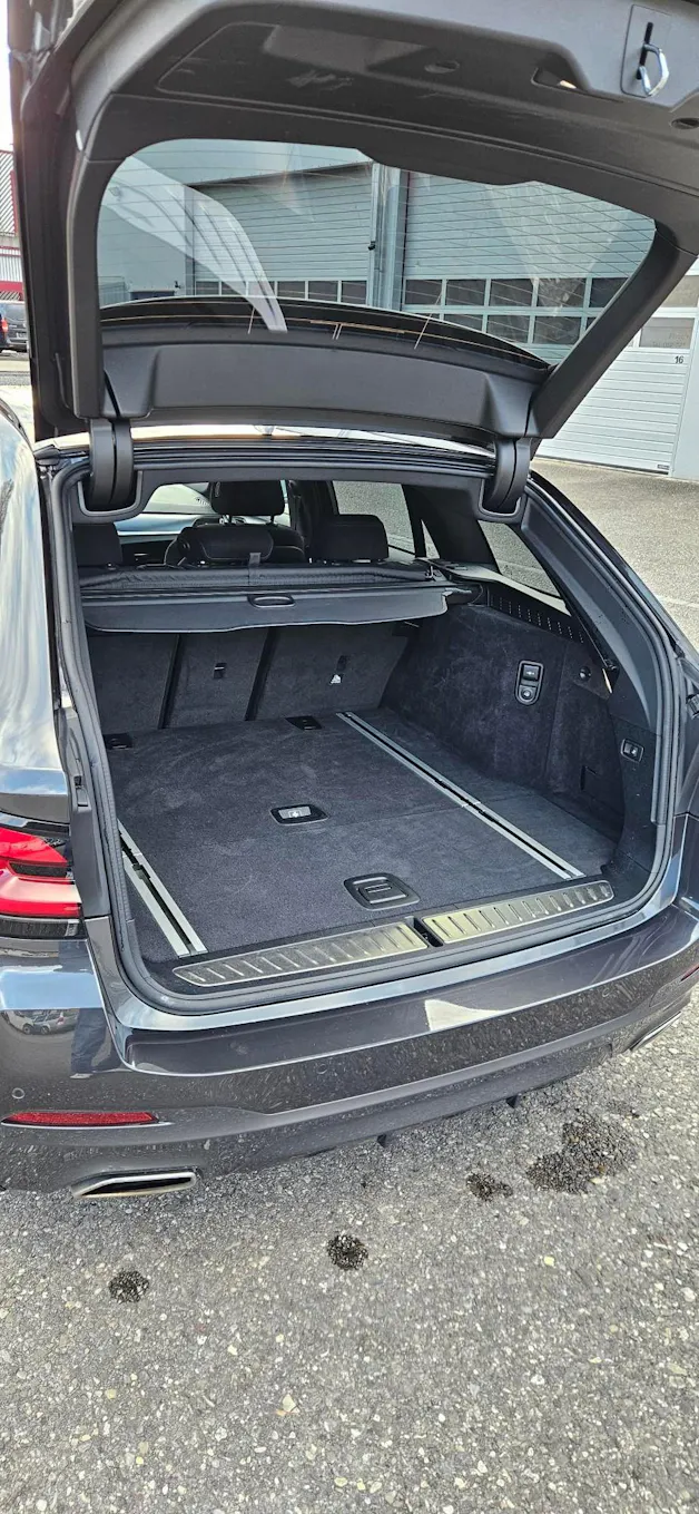 BMW 530d xDrive 48V Touring M Sport Steptronic