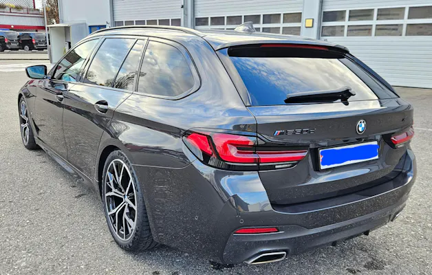 BMW 530d xDrive 48V Touring M Sport Steptronic