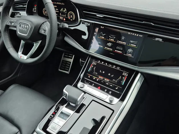 AUDI Q7 50 TDI quattro S Line tiptronic