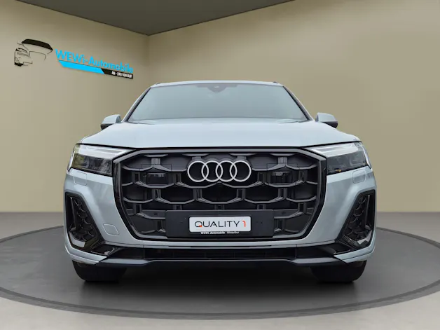 AUDI Q7 50 TDI quattro S Line tiptronic