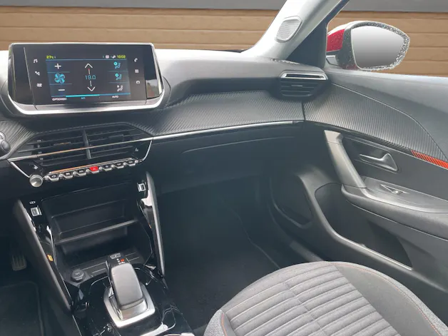 PEUGEOT 2008 e Active