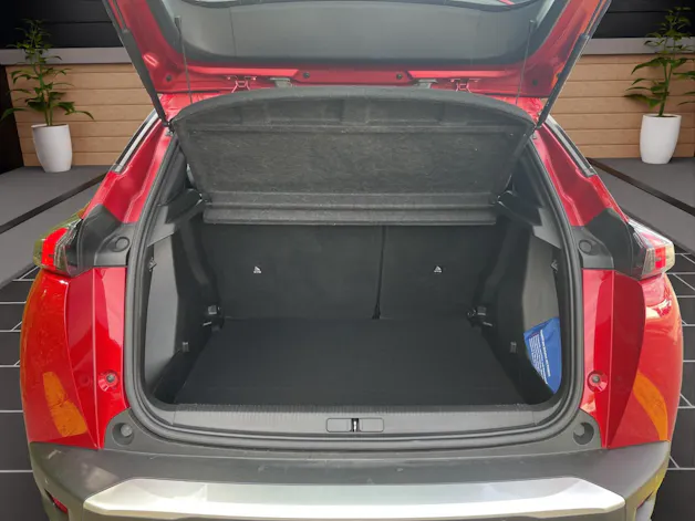 PEUGEOT 2008 e Active
