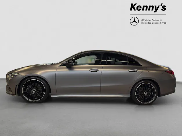 MERCEDES-BENZ CLA 220 AMG Line 4MATIC