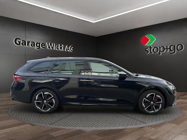 SKODA Octavia Combi 2.0 TDI DSG RS 4x4