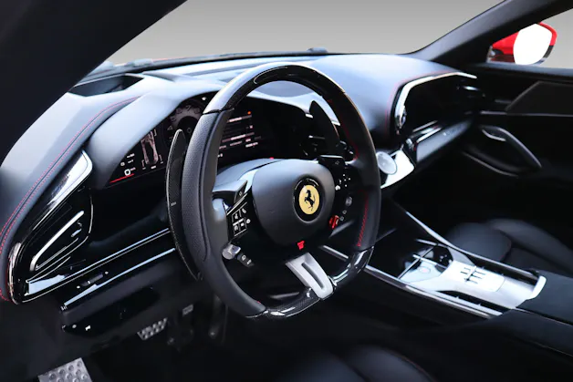 FERRARI Purosangue 6.5 V12