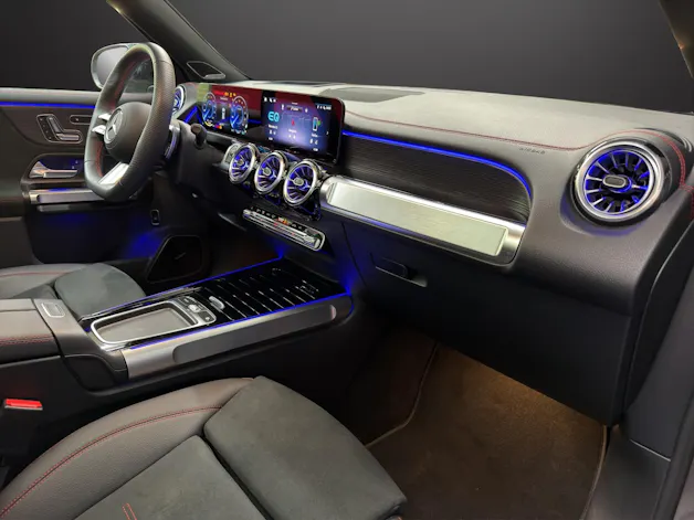 MERCEDES-BENZ EQB 350 4M Excellence