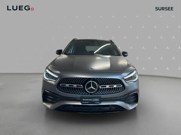 MERCEDES-BENZ GLA 250e AMG Line 8G-DCT