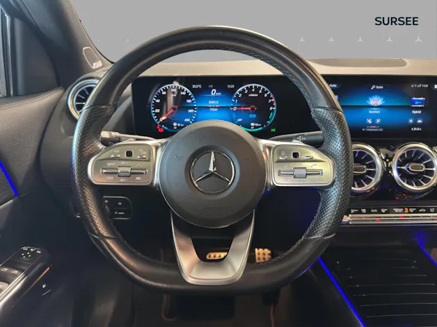 MERCEDES-BENZ GLA 250e AMG Line 8G-DCT