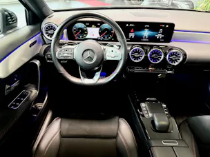MERCEDES-BENZ A 180 d AMG Line 8G-DCT