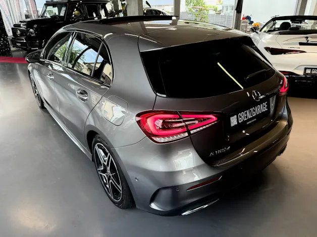 MERCEDES-BENZ A 180 d AMG Line 8G-DCT