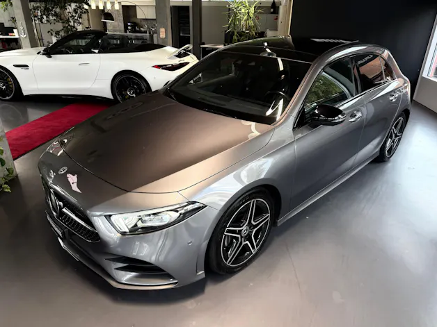 MERCEDES-BENZ A 180 d AMG Line 8G-DCT