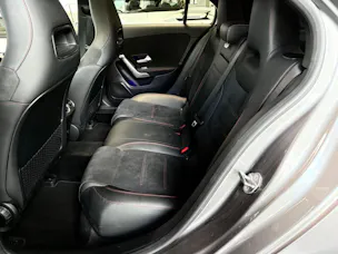 MERCEDES-BENZ A 180 d AMG Line 8G-DCT