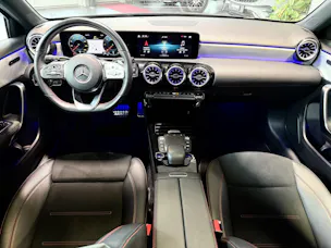 MERCEDES-BENZ A 180 d AMG Line 8G-DCT