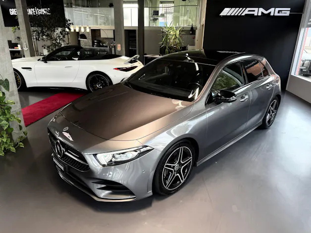 MERCEDES-BENZ A 180 d AMG Line 8G-DCT