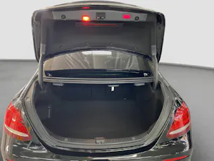 MERCEDES-BENZ E 200 Avantgarde 4MATIC