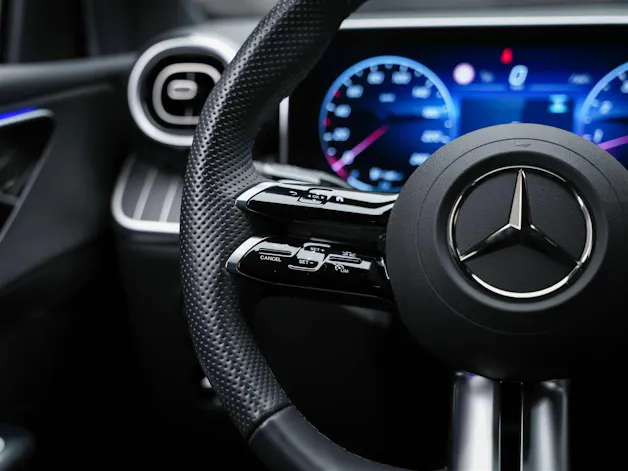 MERCEDES-BENZ GLC Coupé 200 4Matic 9G-Tronic *21" Felgen*Werksgarantie*Lenkradheizung*Digital Light*