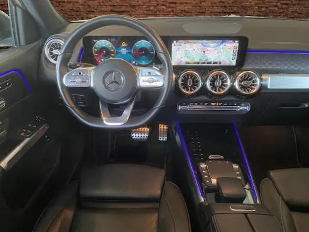 MERCEDES-BENZ EQB 350 AMG Line 4Matic