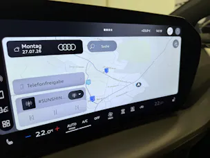 AUDI Q4 e-tron SUV quattro performance Swiss Ski