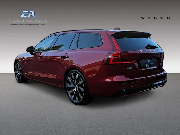 VOLVO V60 2.0 B4 Ultimate Dark