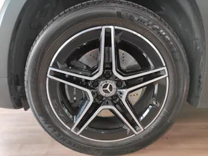 MERCEDES-BENZ GLB 250 AMG Line 4matic