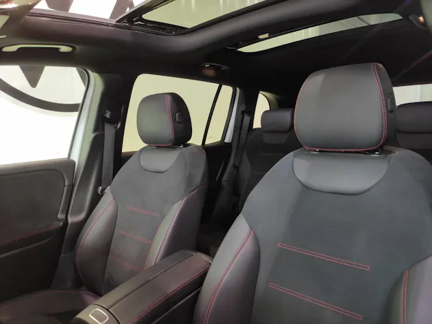 MERCEDES-BENZ GLB 250 AMG Line 4matic