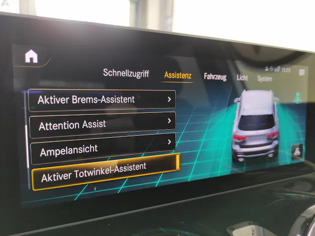 MERCEDES-BENZ GLB 250 AMG Line 4matic