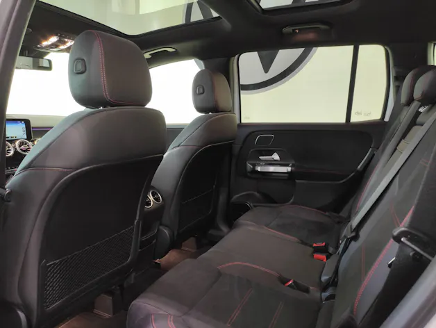 MERCEDES-BENZ GLB 250 AMG Line 4matic