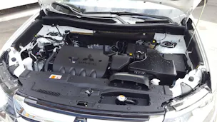 Mitsubishi Outlander 2.0 Helvetia MT