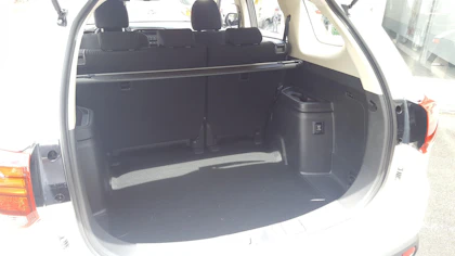 MITSUBISHI OUTLANDER 3