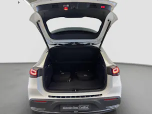 MERCEDES-BENZ EQA 300 4MATIC Swiss Star