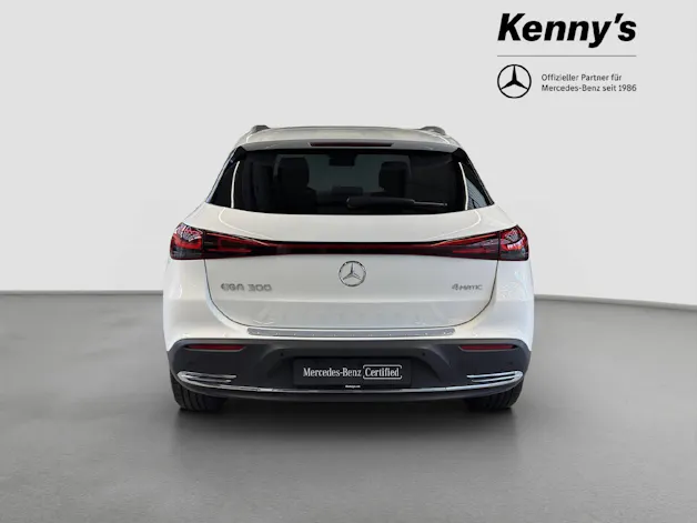 MERCEDES-BENZ EQA 300 4MATIC Swiss Star