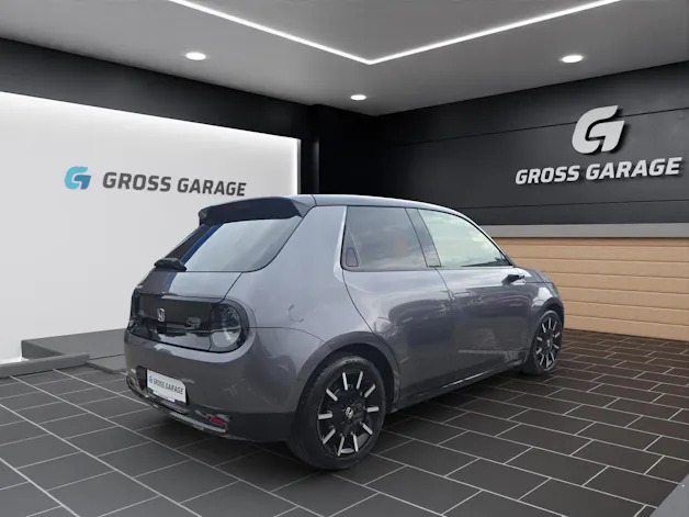 HONDA e Advance