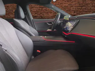 MERCEDES-BENZ E 220 d 4Matic
