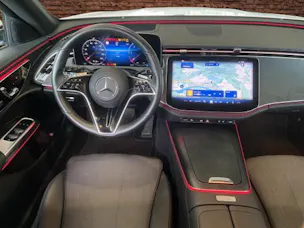 MERCEDES-BENZ E 220 d 4Matic
