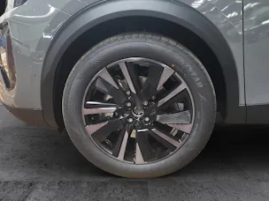 PEUGEOT 2008 1.2 MHEV GT Exclusive