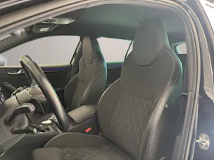 SKODA Superb Combi 2.0 TDi SportLine 4x4 DSG