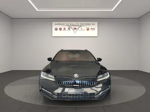 SKODA Superb Combi 2.0 TDi SportLine 4x4 DSG